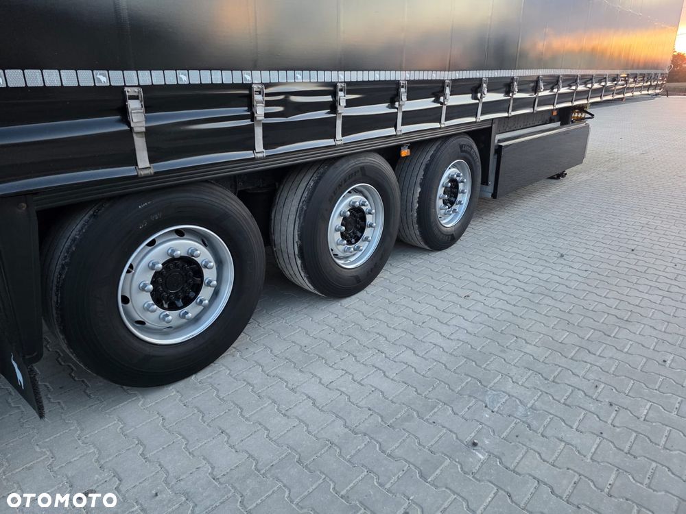 Schmitz Cargobull 3 - 26