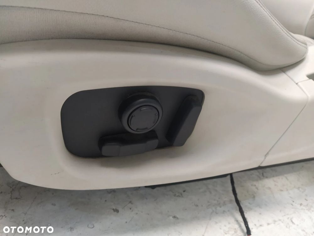 JAGUAR XF X260 FOTELE LEWA PRAWA PRZÓD PRZEDNIE KANAPA TYŁ TYLNA PODGRZEWANE ELEKTRYCZNE WENTYLOWANE BOCZKI DRZWI KOMPLET ORYGINAŁ - 24