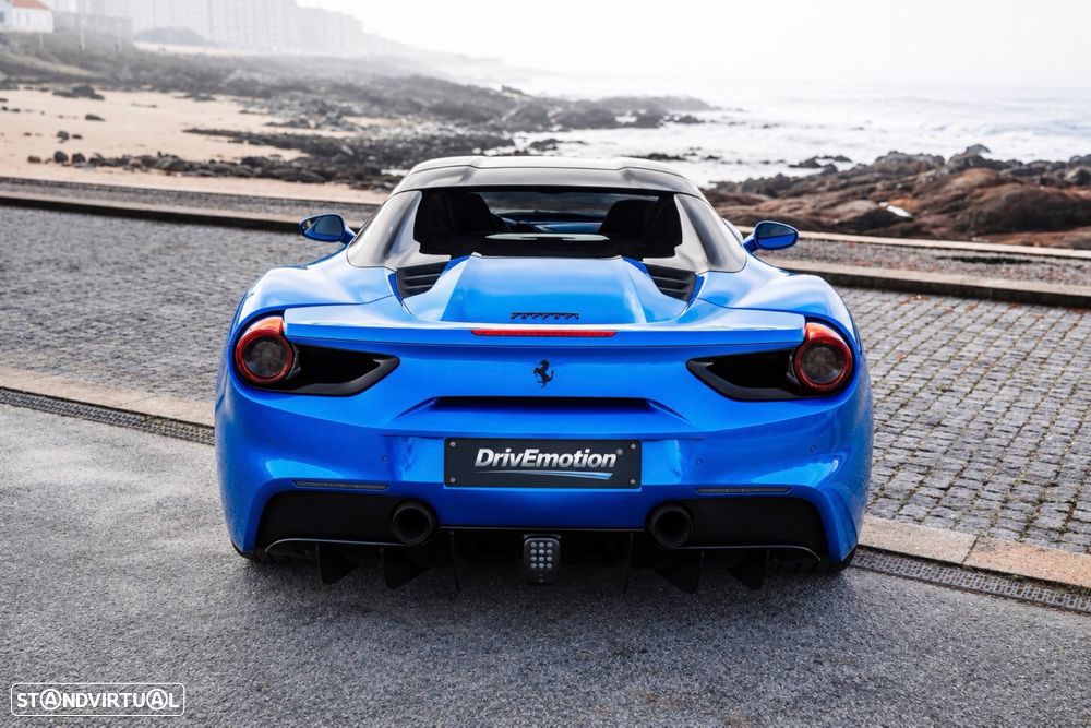 Ferrari 488 - 5
