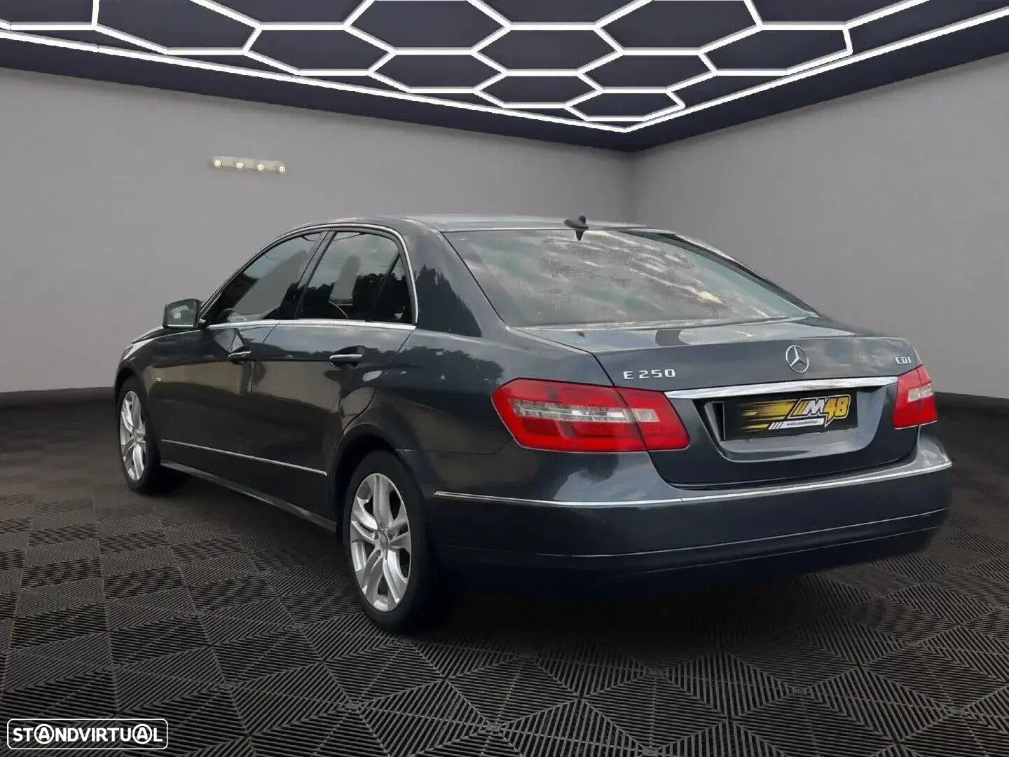 Mercedes-Benz E 250 - 3