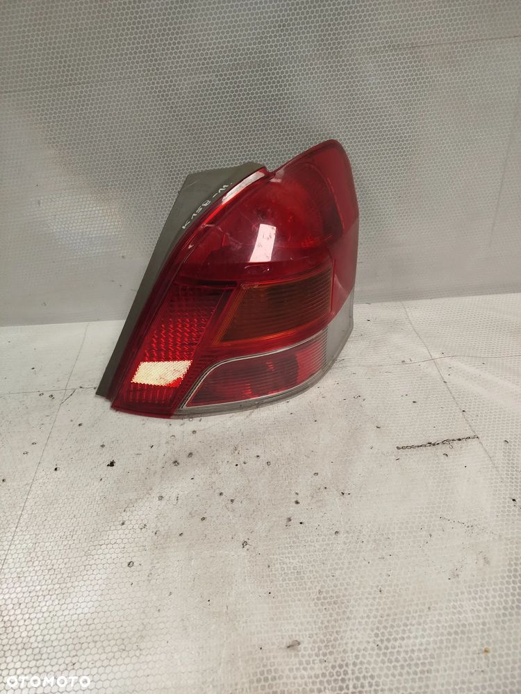 + LAMPA TYŁ TYLNA PRAWA TOYOTA YARIS 2 LIFT FL