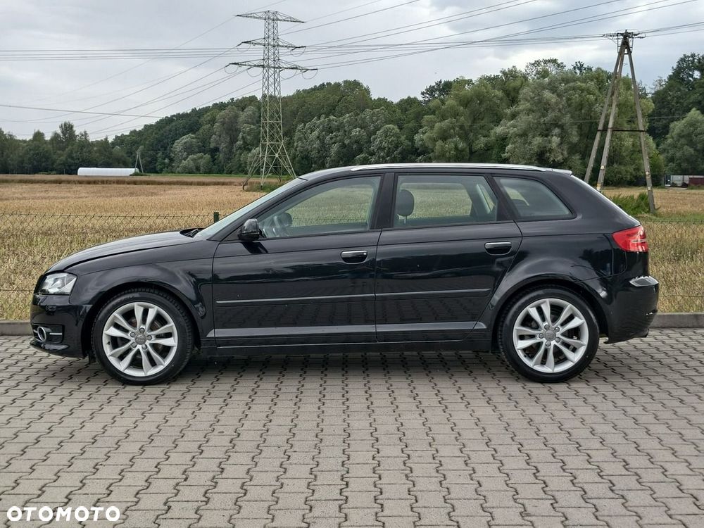 Audi A3 Sportback - 4