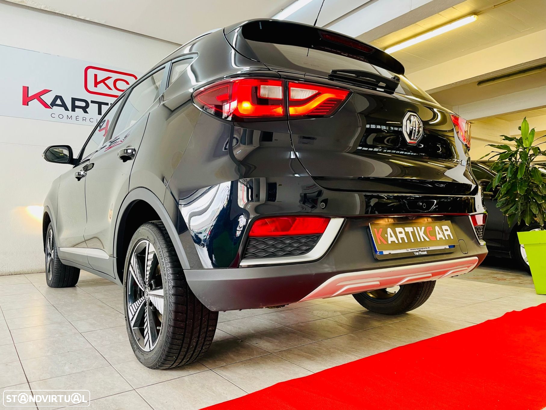 MG ZS EV 44.5 kWh Luxury - 13
