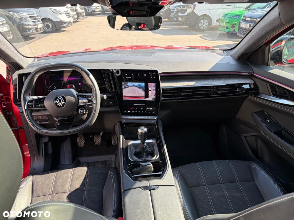 Renault Austral 1.3 TCe mHEV Techno - 24