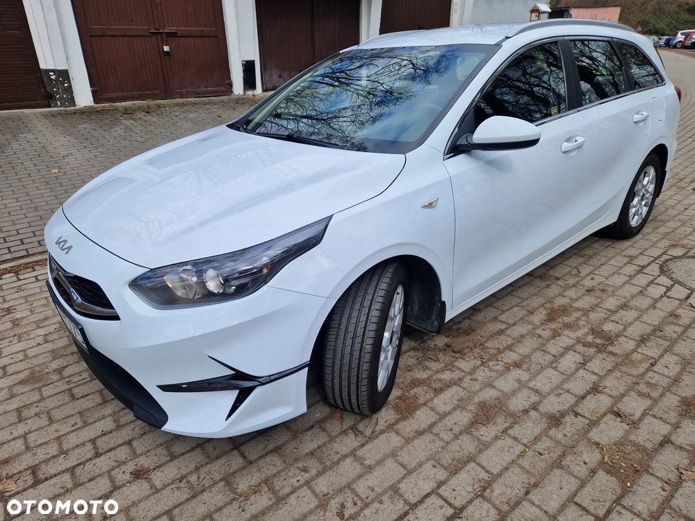 Kia Ceed 1.5 T-GDI M - 3