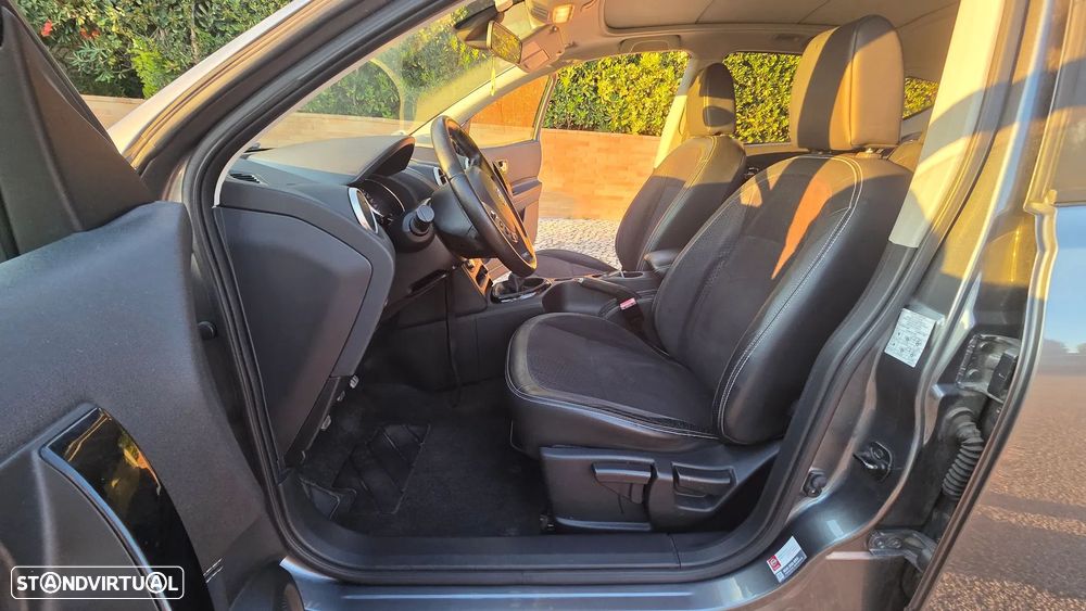 Nissan Qashqai 1.6 dCi Tekna Premium 18 360 S&S - 16