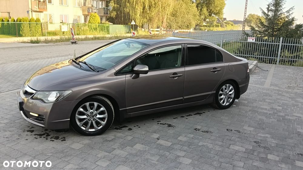 Honda Civic 1.8 Comfort - 3