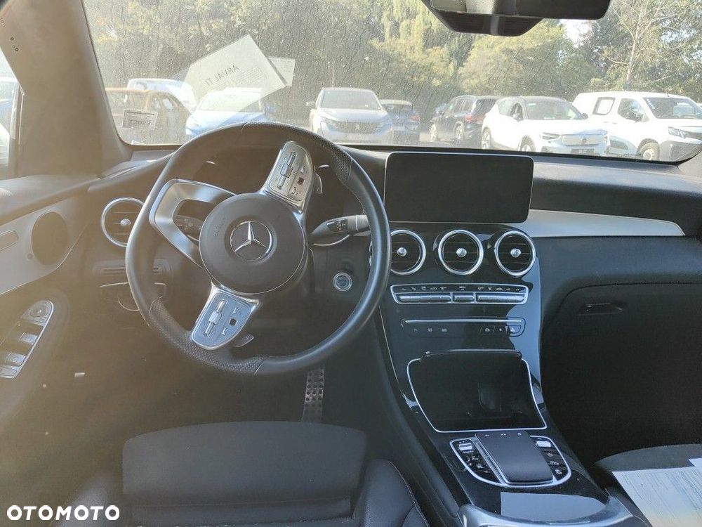 Mercedes-Benz GLC - 7