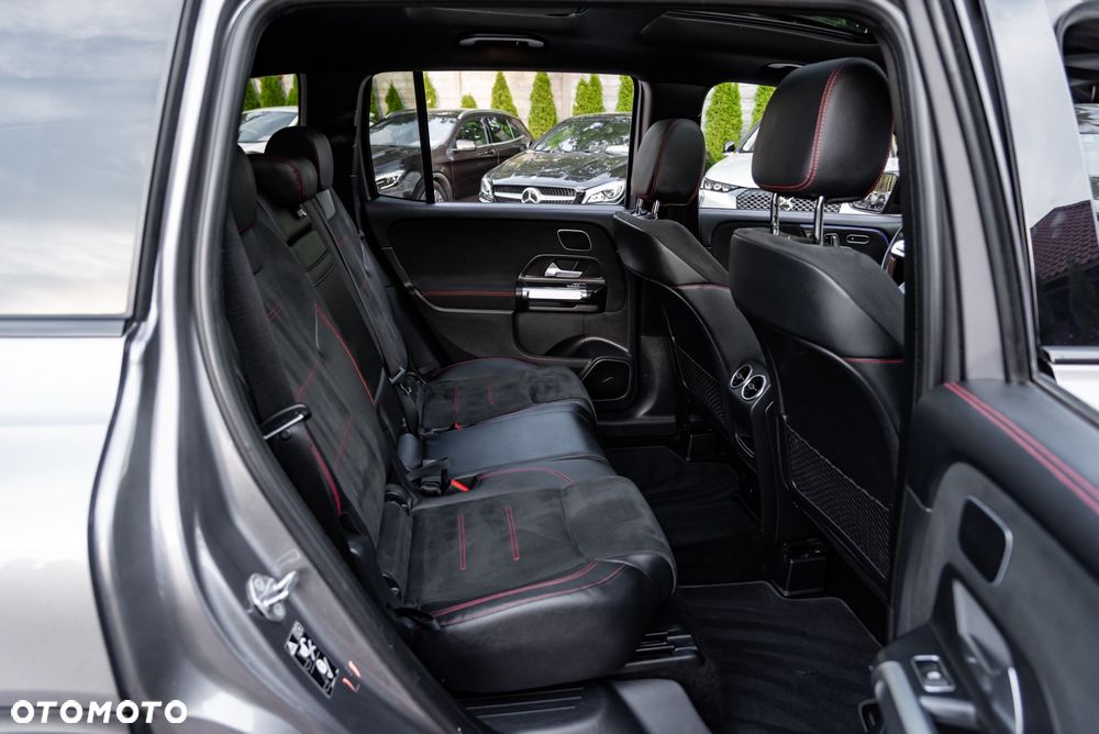 Mercedes-Benz GLB 250 4-Matic AMG Line 8G-DCT - 21