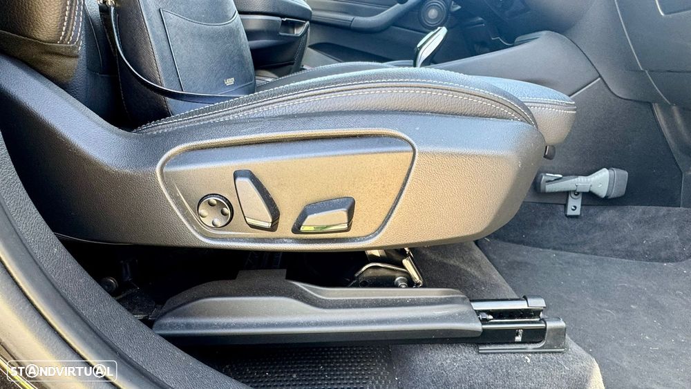 BMW X1 16 d sDrive Line Sport Auto - 18