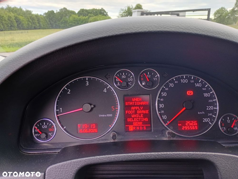 Audi A6 Avant 2.5 TDI - 18