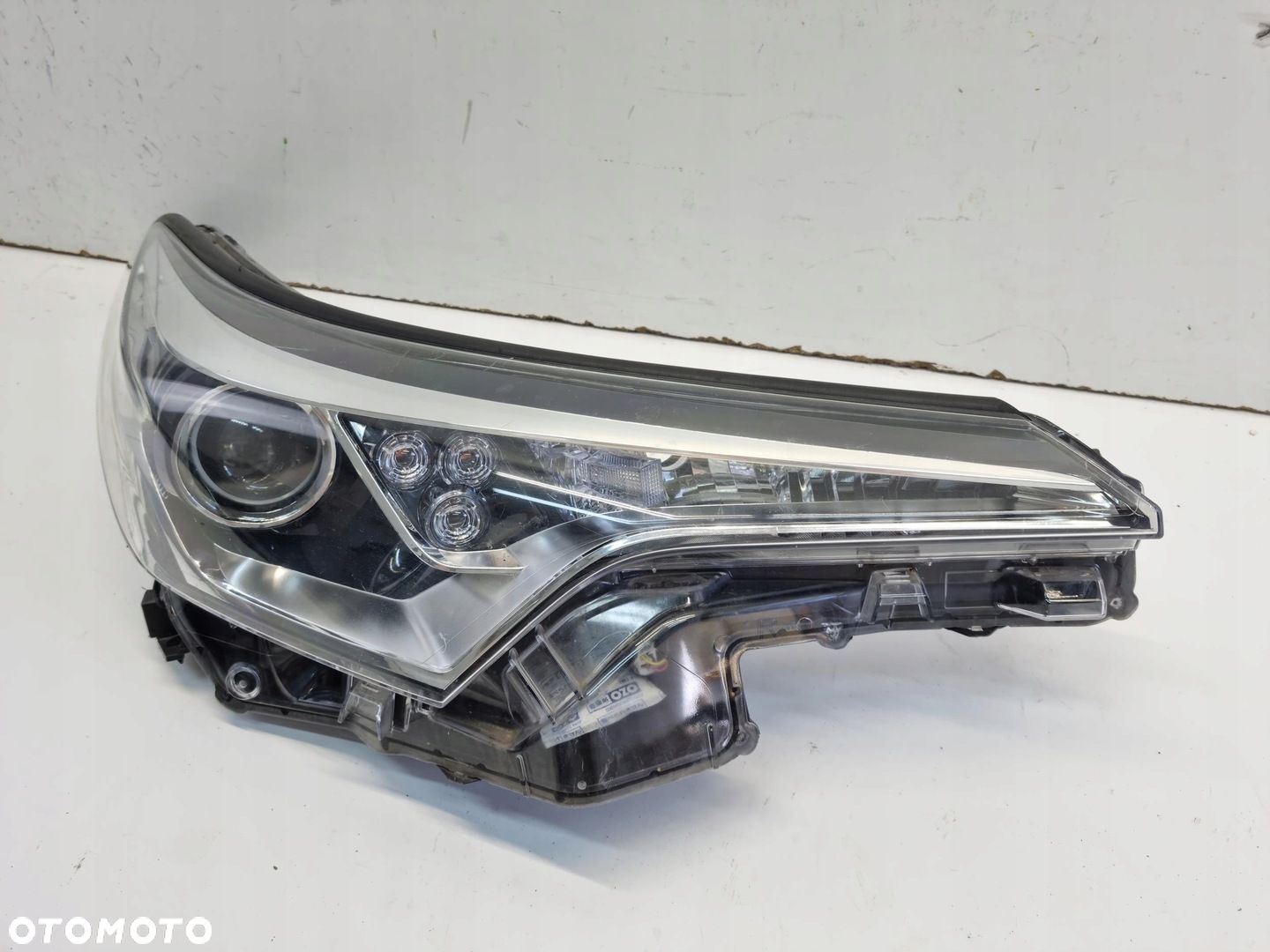 TOYOTA CHR C-HR 16- LED LAMPA PRZEDNIA PRAWA - 2