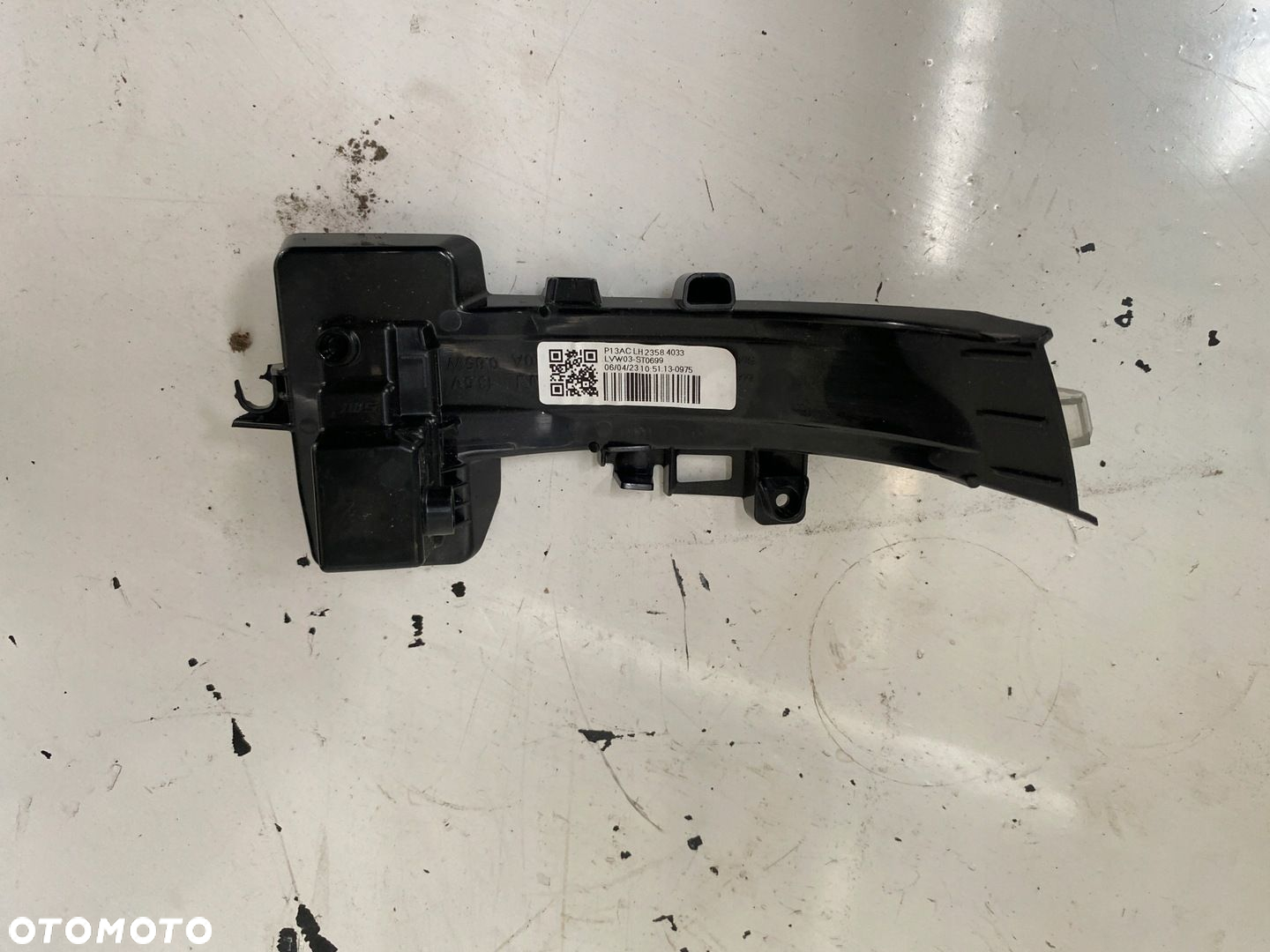 NISSAN QASHQAI J12 KIERUNKOWSKAZ W LUSTERKO LEWY 23584033 - 6