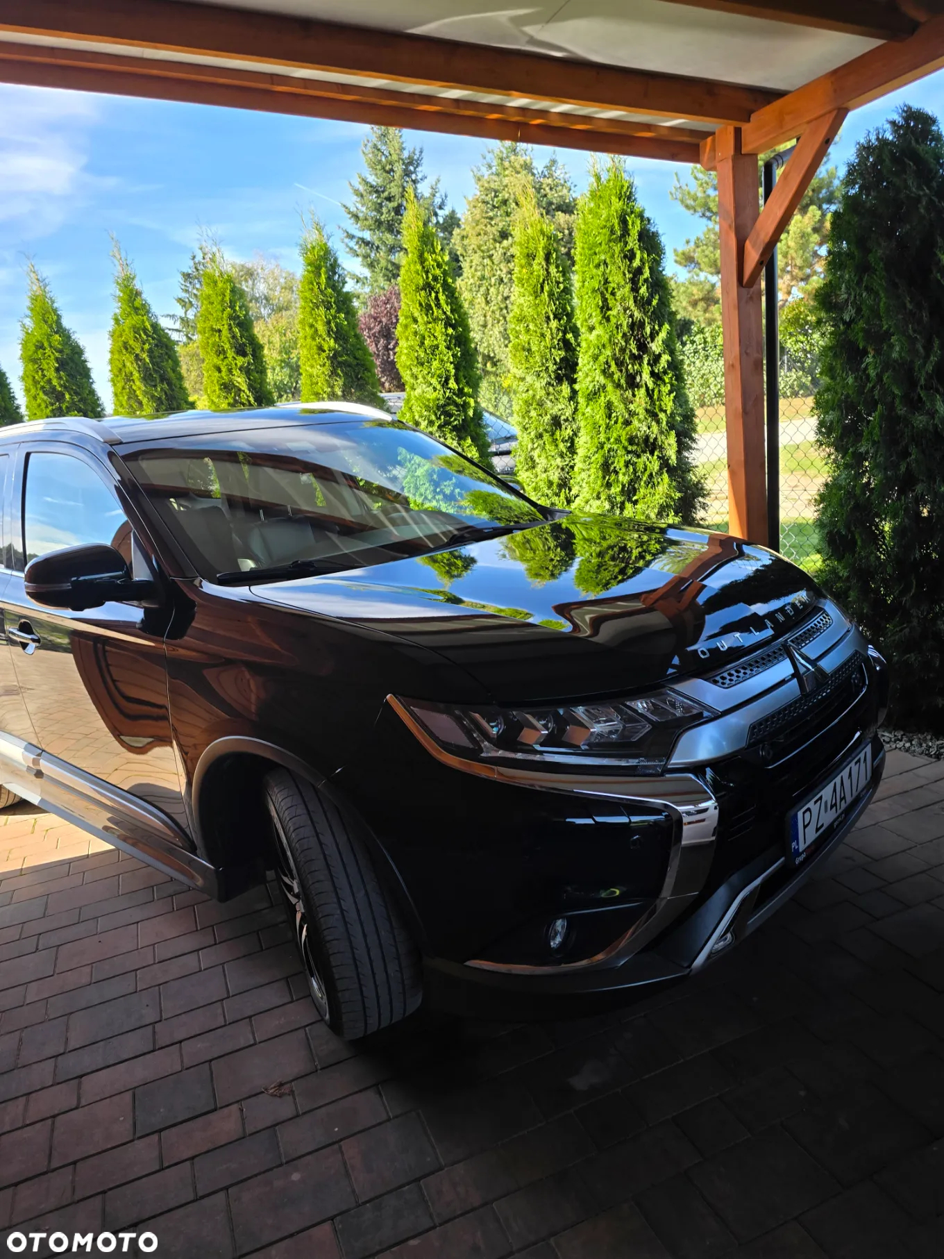 Mitsubishi Outlander 2.0 Instyle + 4WD CVT - 2