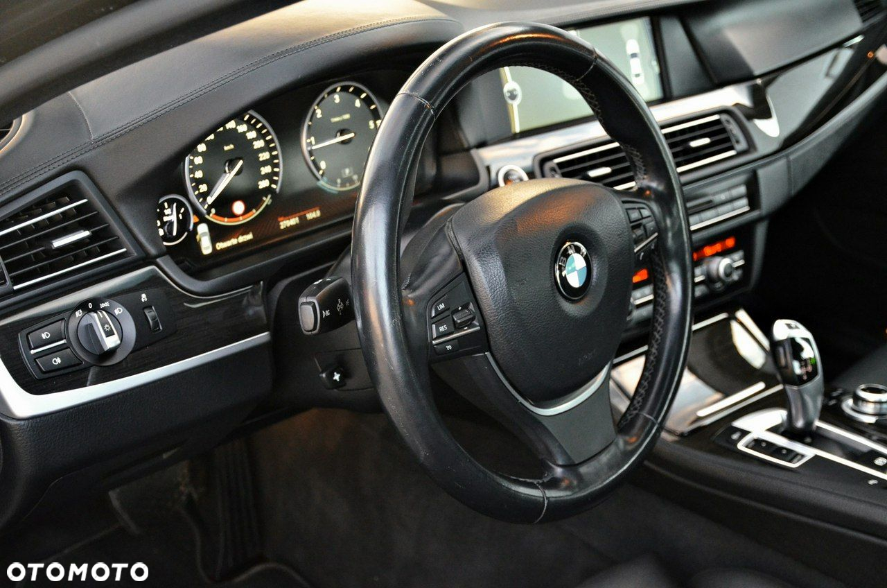 BMW Seria 5 - 26