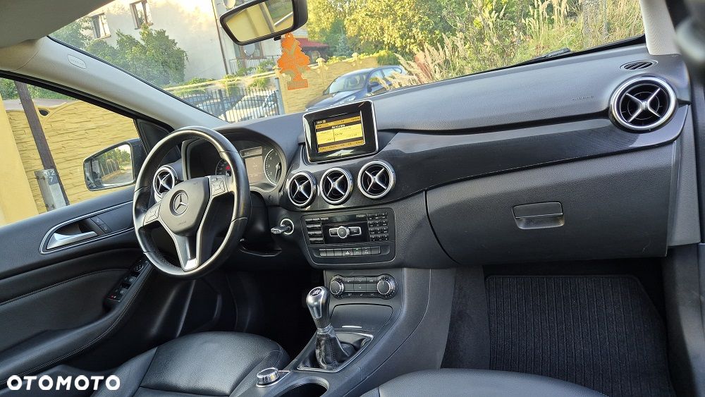 Mercedes-Benz Klasa B 180 BlueEFFICIENCY Edition - 6