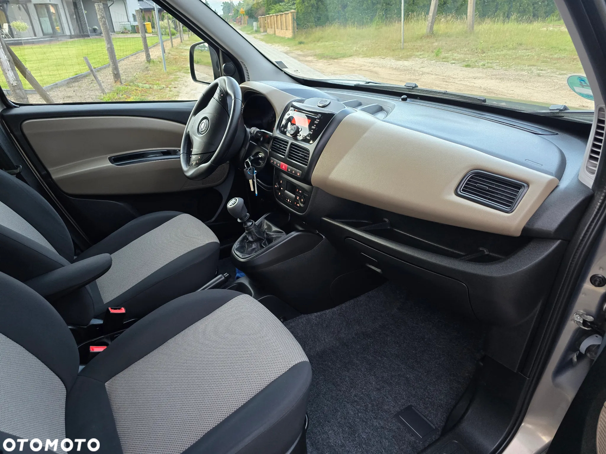 Opel Combo Tour 2.0 CDTI Cosmo - 19