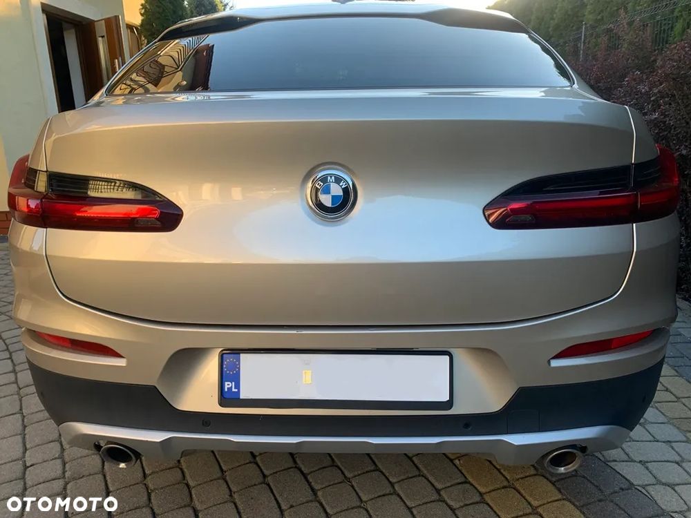 BMW X4 xDrive20i Advantage sport - 4