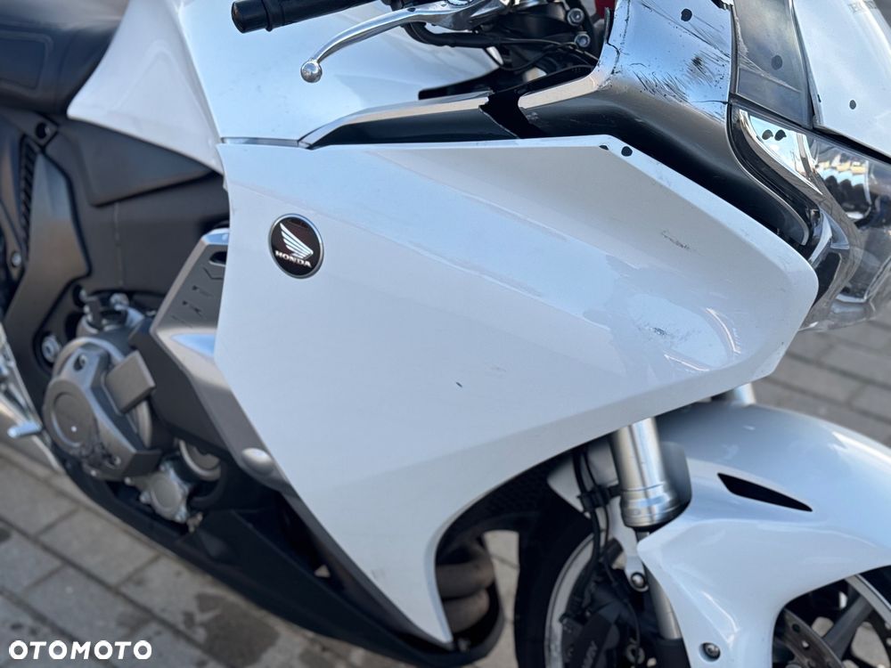 Honda VFR - 17