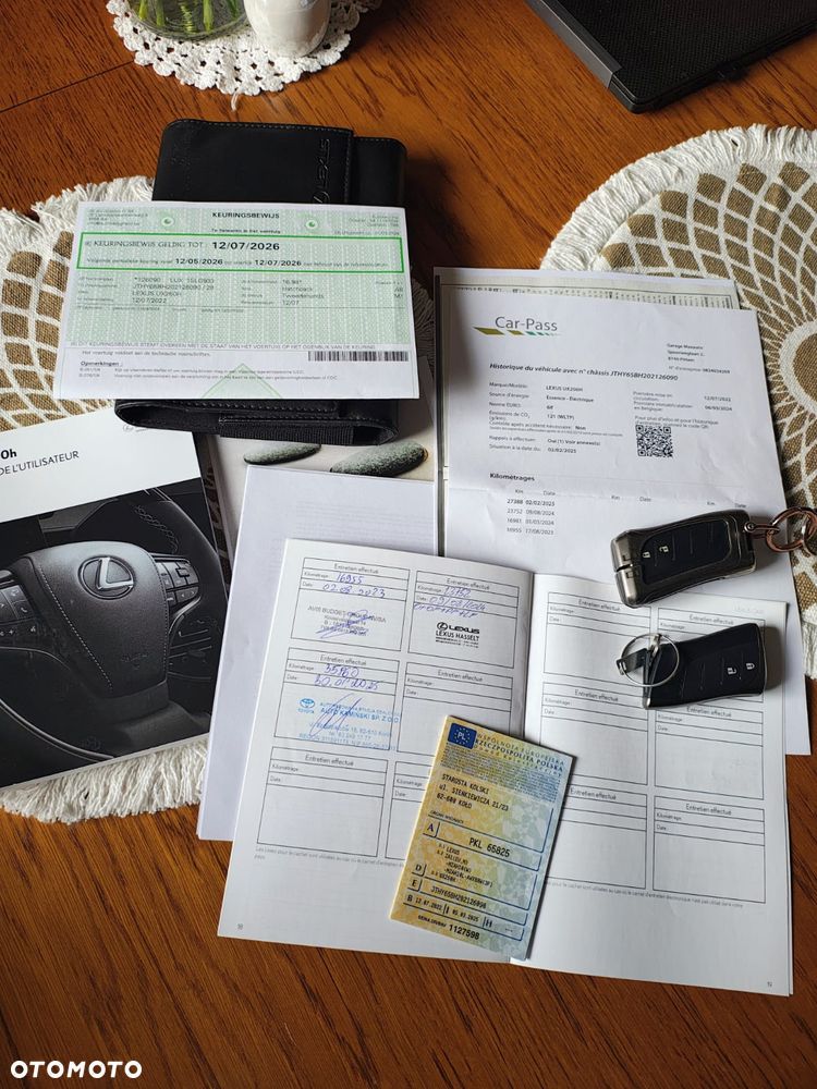 Lexus UX 250h Prestige 2WD - 9