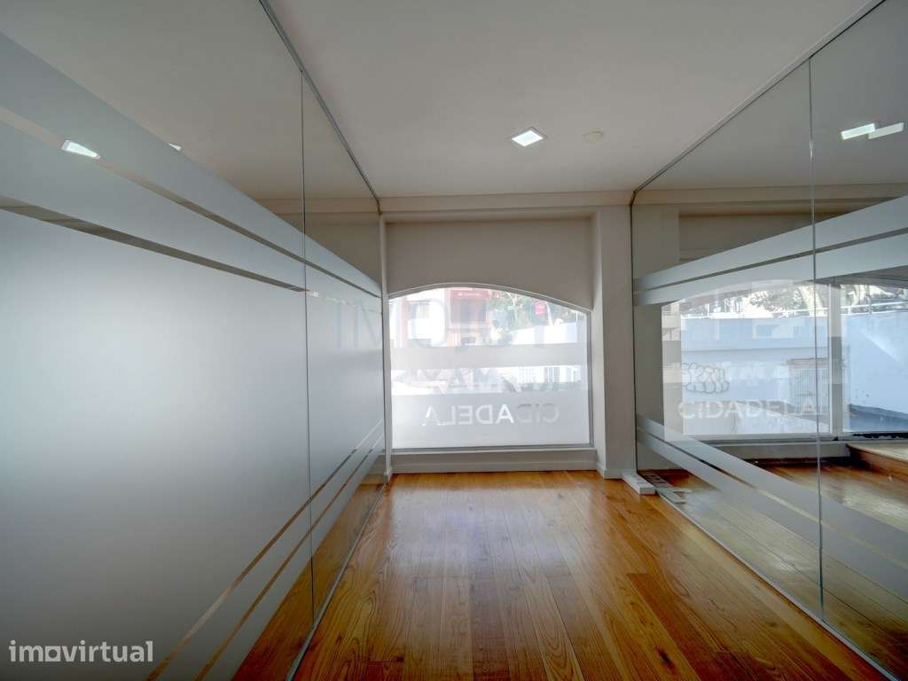 Fantástico Espaço Comercial na Zona Privilegiada de Cascais - Grande imagem: 5/20