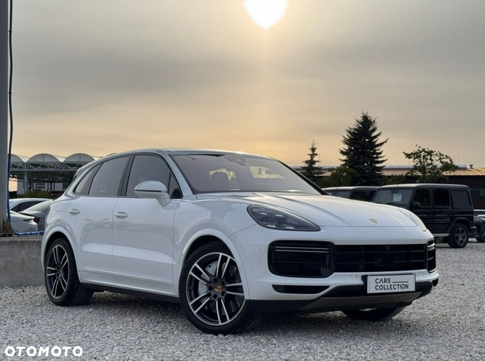 Porsche Cayenne Turbo - 1