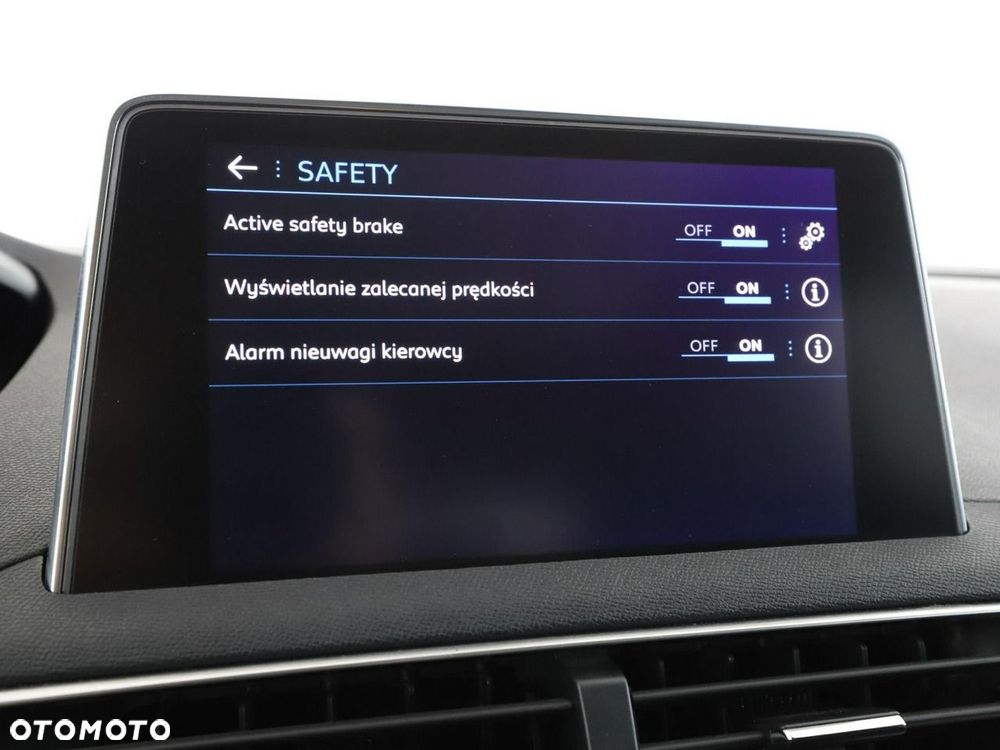 Peugeot 5008 1.6 BlueHDI Allure S&S EAT6 - 27