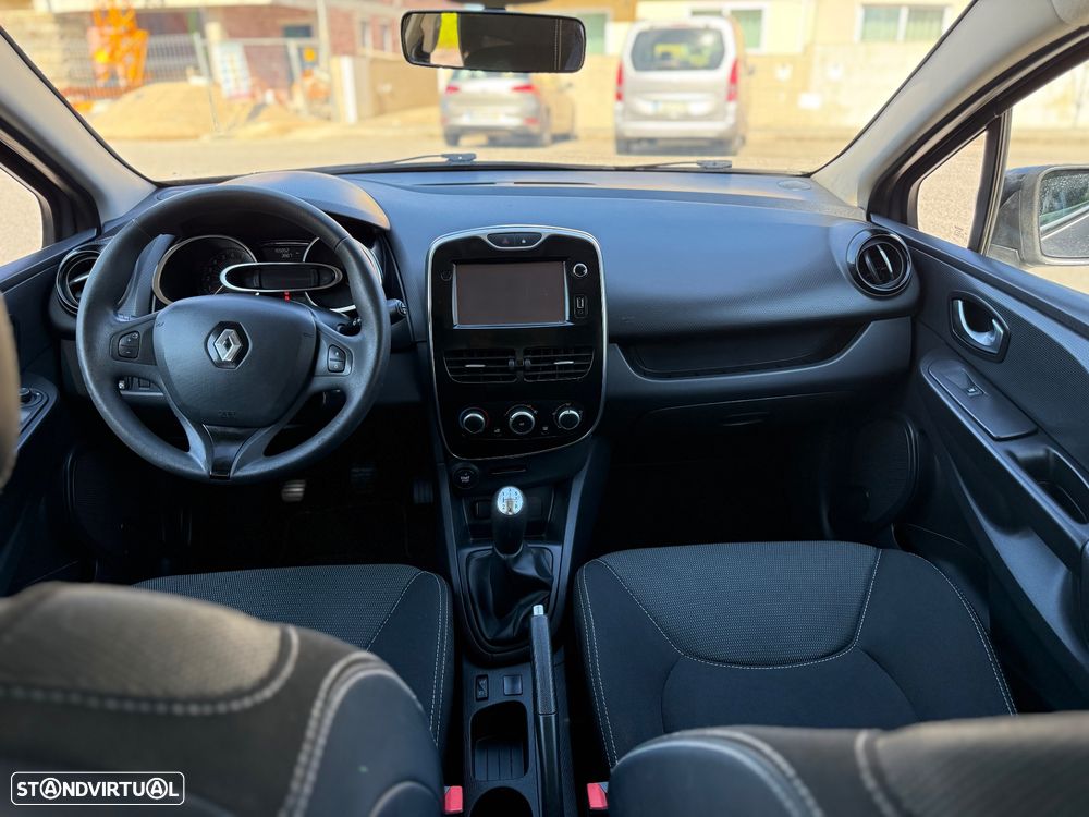 Renault Clio 0.9 TCE Dynamique S - 12