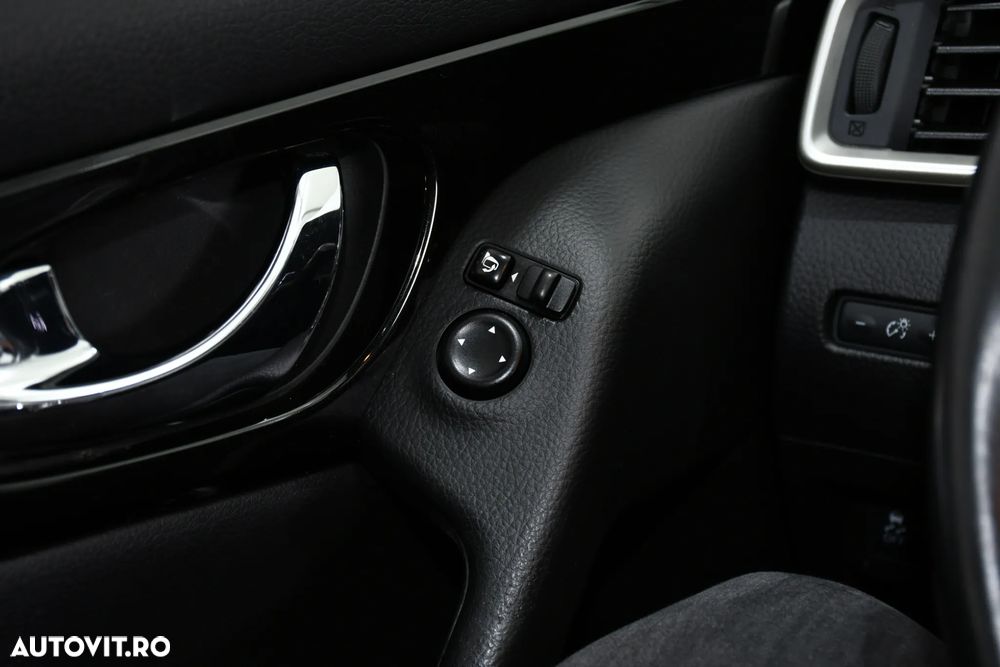 Nissan Qashqai 1.5 DCI TEKNA - 19