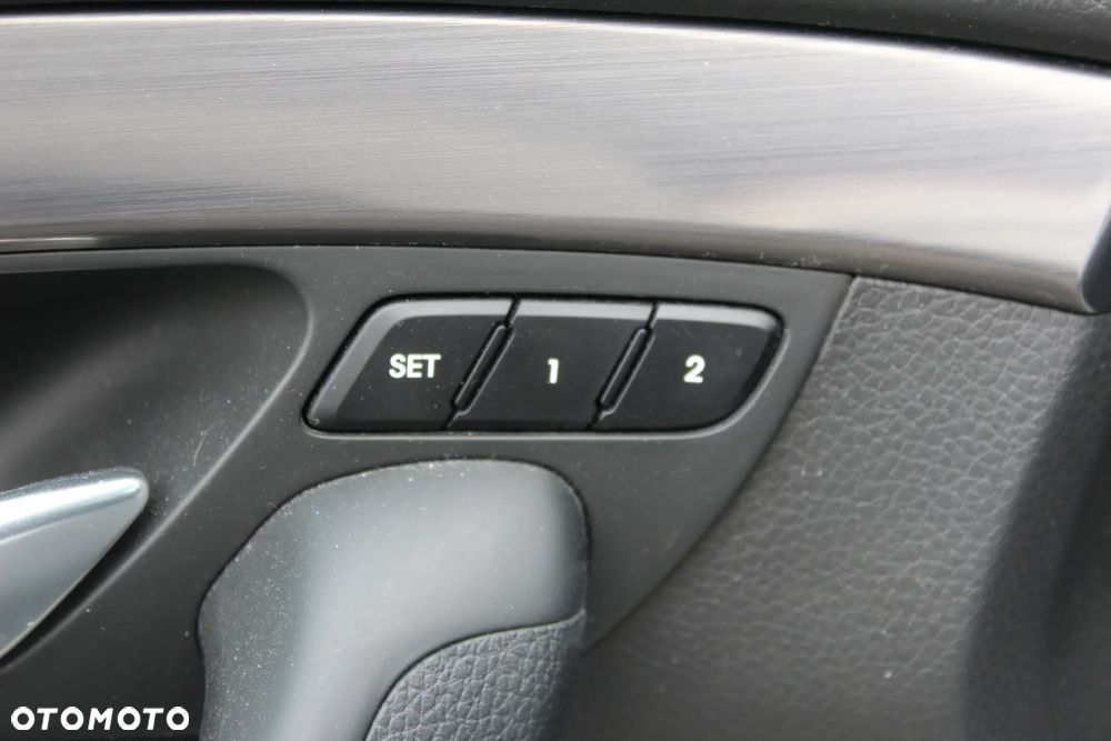 Hyundai i40 Kombi blue 1.7 CRDi DCT Premium - 15