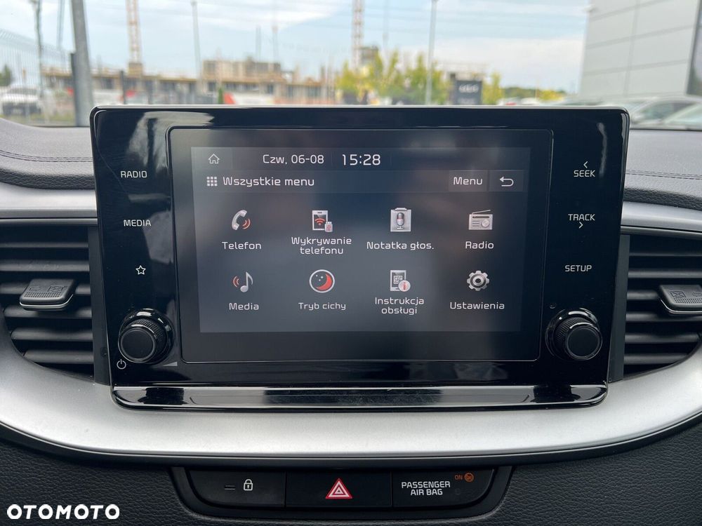 Kia Ceed - 21