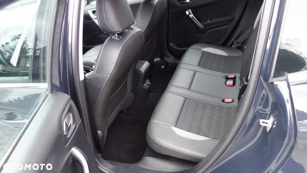 Peugeot 2008 1.2 Pure Tech Allure S&S - 30