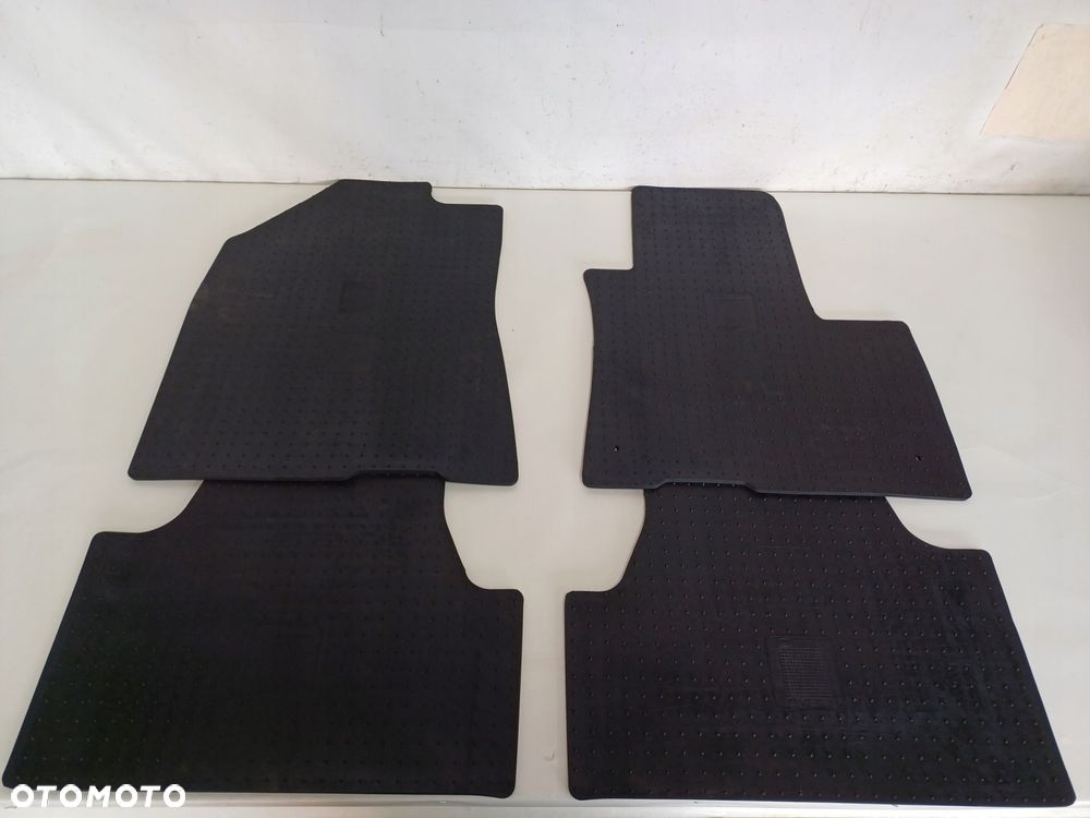 dywaniki wycieraczki gumowe komplet przód tył kia e-soul soul ev elektryk - 6