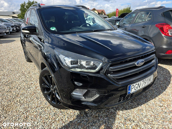 Ford Kuga 1.5 EcoBoost 2x4 ST-Line