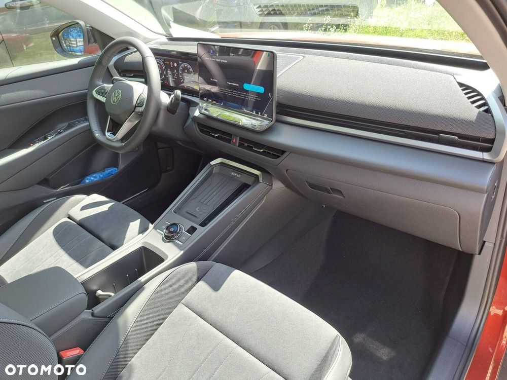 Volkswagen T-Roc - 15