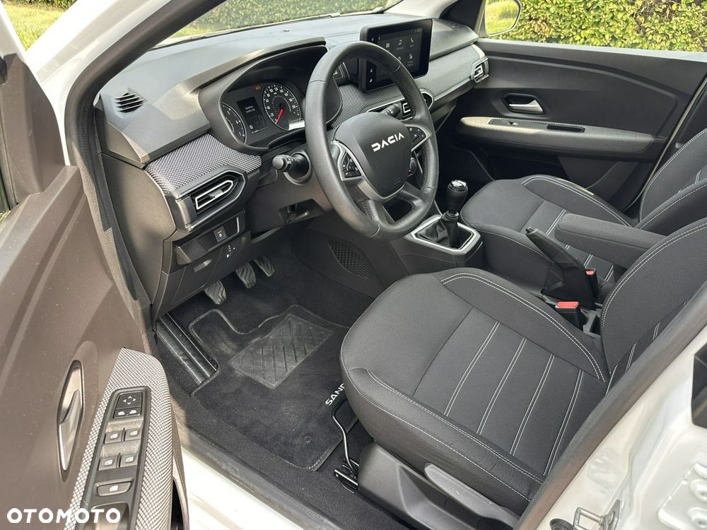 Dacia Sandero TCe 90 Essential - 10