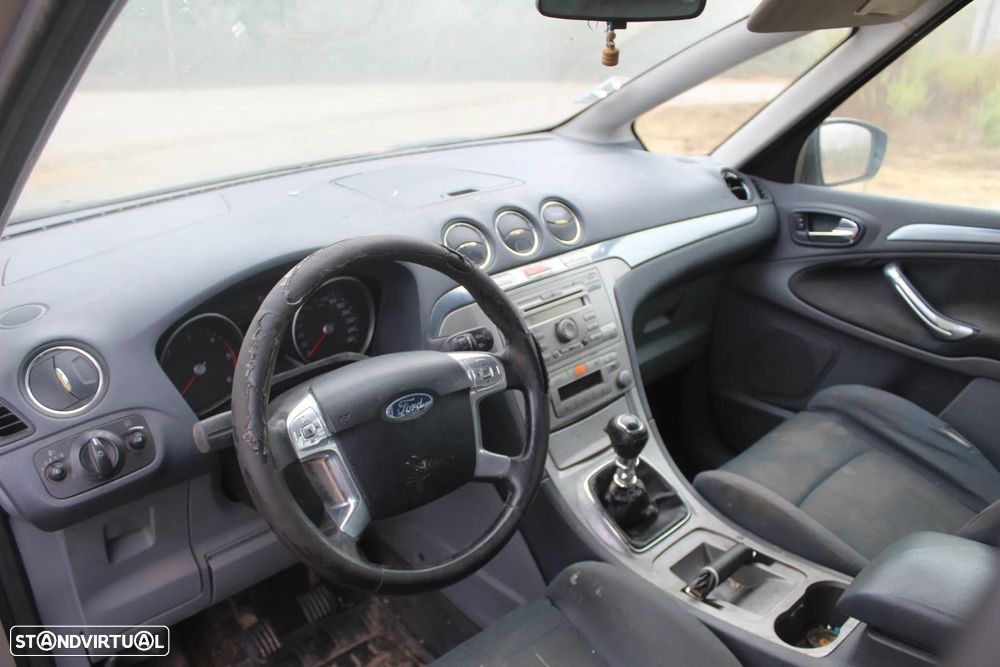 Ford S-Max 1.8 TDCi Titanium 7L - 5
