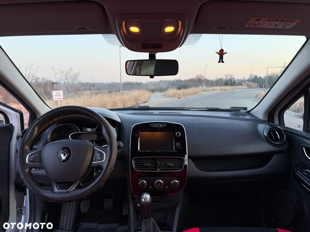 Renault Clio 1.5 dCi Zen - 17