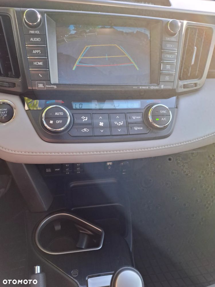 Toyota RAV4 - 28