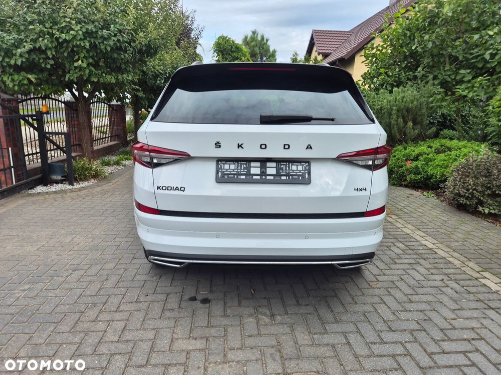 Skoda Kodiaq 2.0 TDI 4x4 DSG Sportline - 8