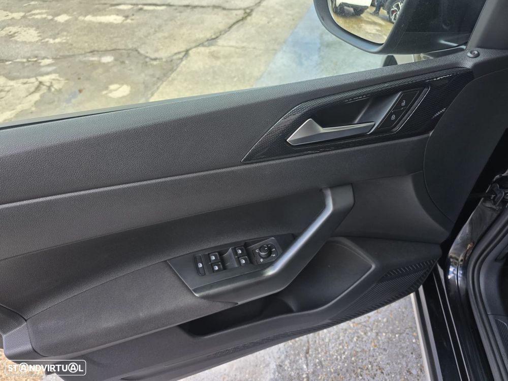 VW Taigo 1.0 TSI Urban DSG - 7