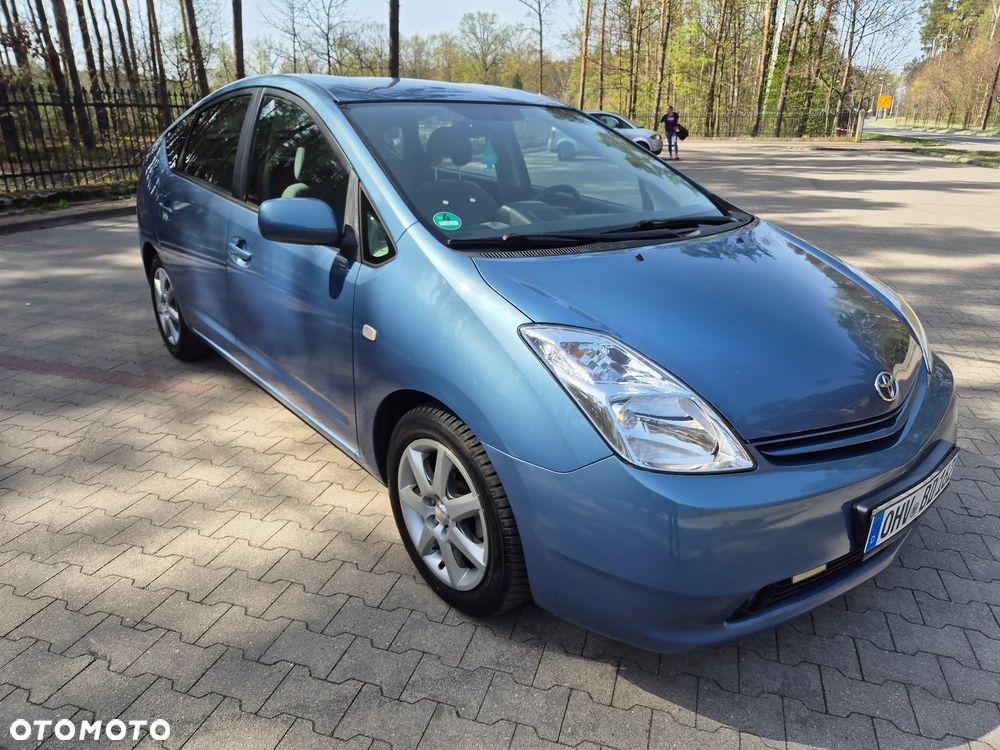 Toyota Prius 1.5 VVT-i Sol - 8