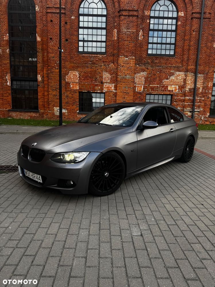 BMW Seria 3 325i - 1