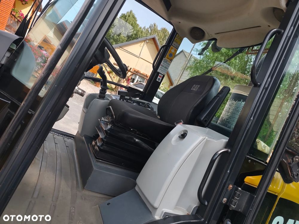 Caterpillar Cat906H/2010Rok/Oryginał/Łyżka-Widły/ - 17