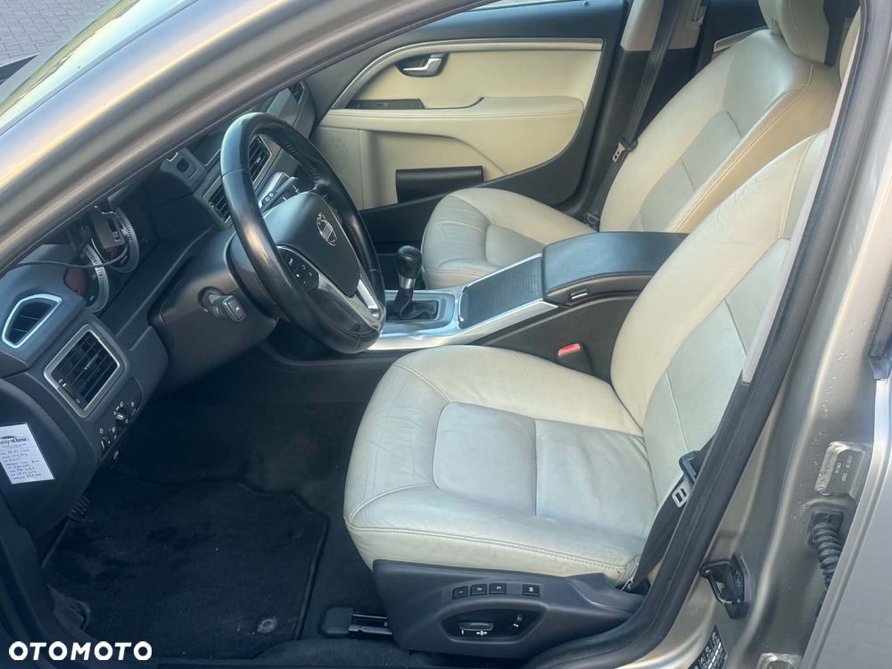 Volvo V70 - 30