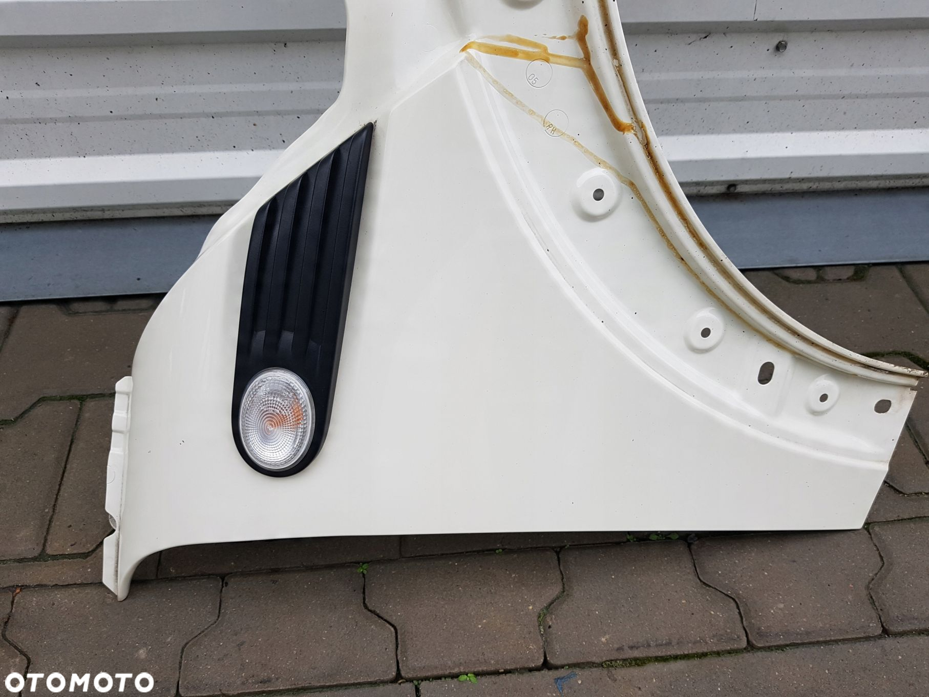MINI COOPER R56 R55 BŁOTNIK PRAWY PRZÓD 850 - 4