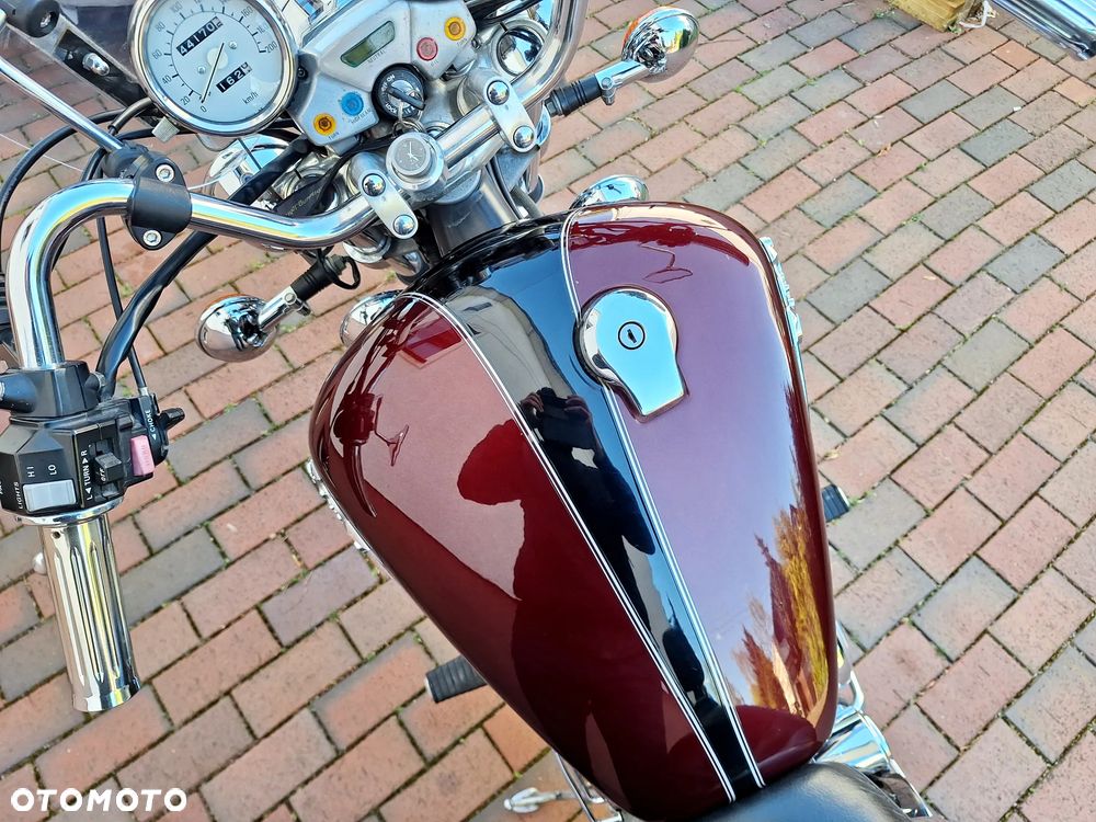 Yamaha XV - 13