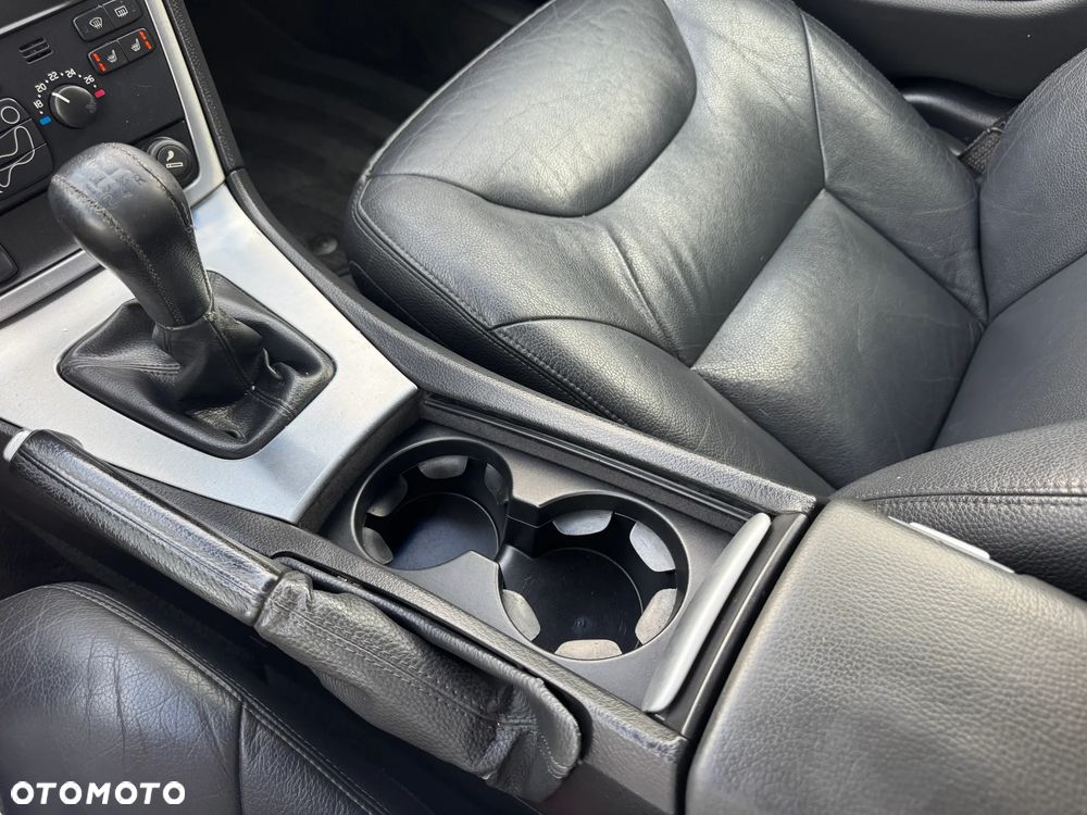 Volvo V70 2.4 Premium - 20