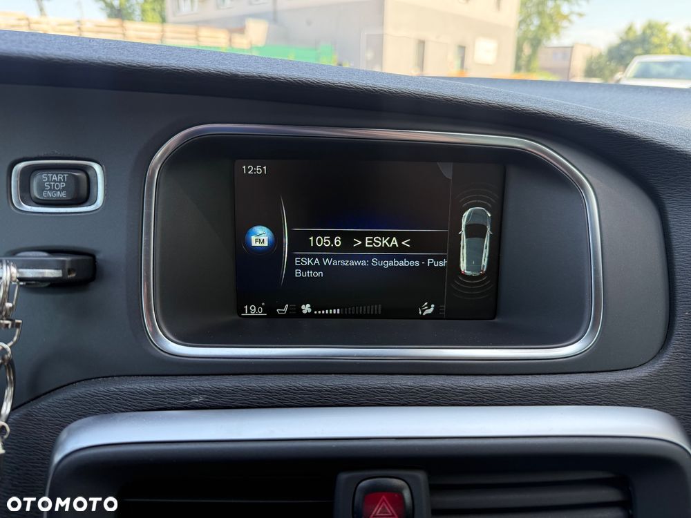 Volvo V40 T3 Drive-E R-Design Momentum - 17