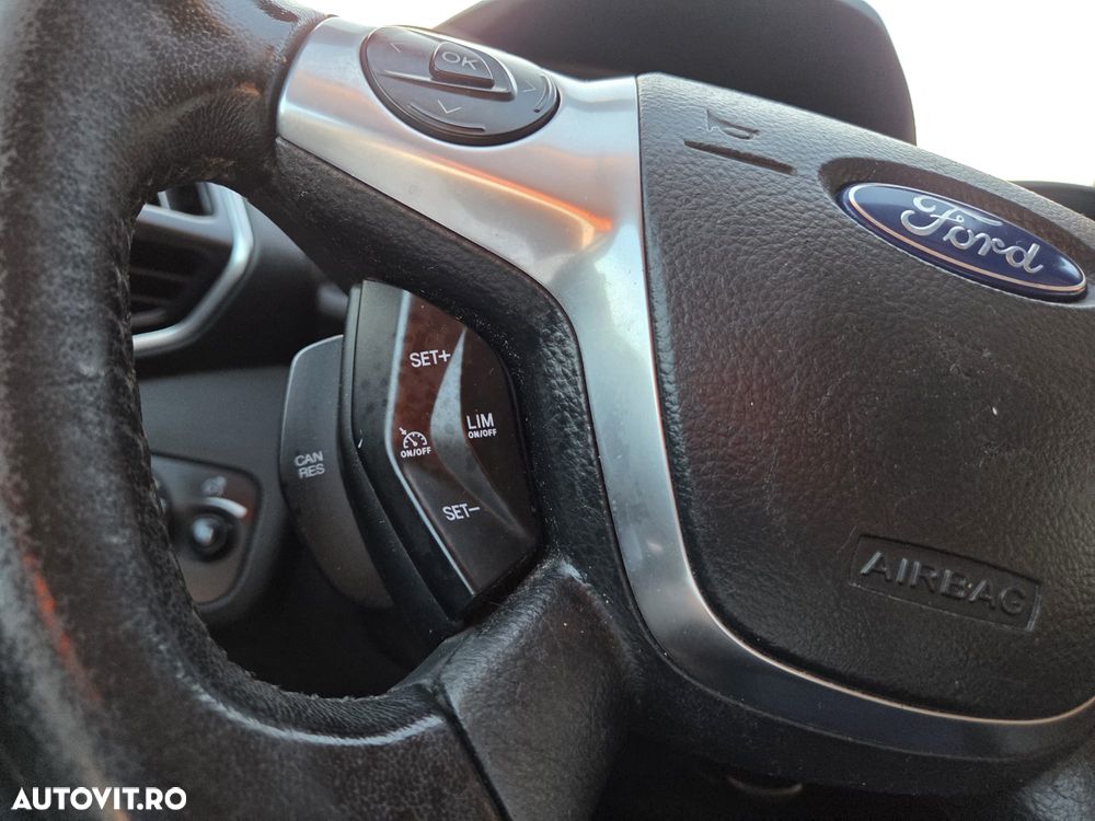 FORD Kuga 2014 — imagine 39